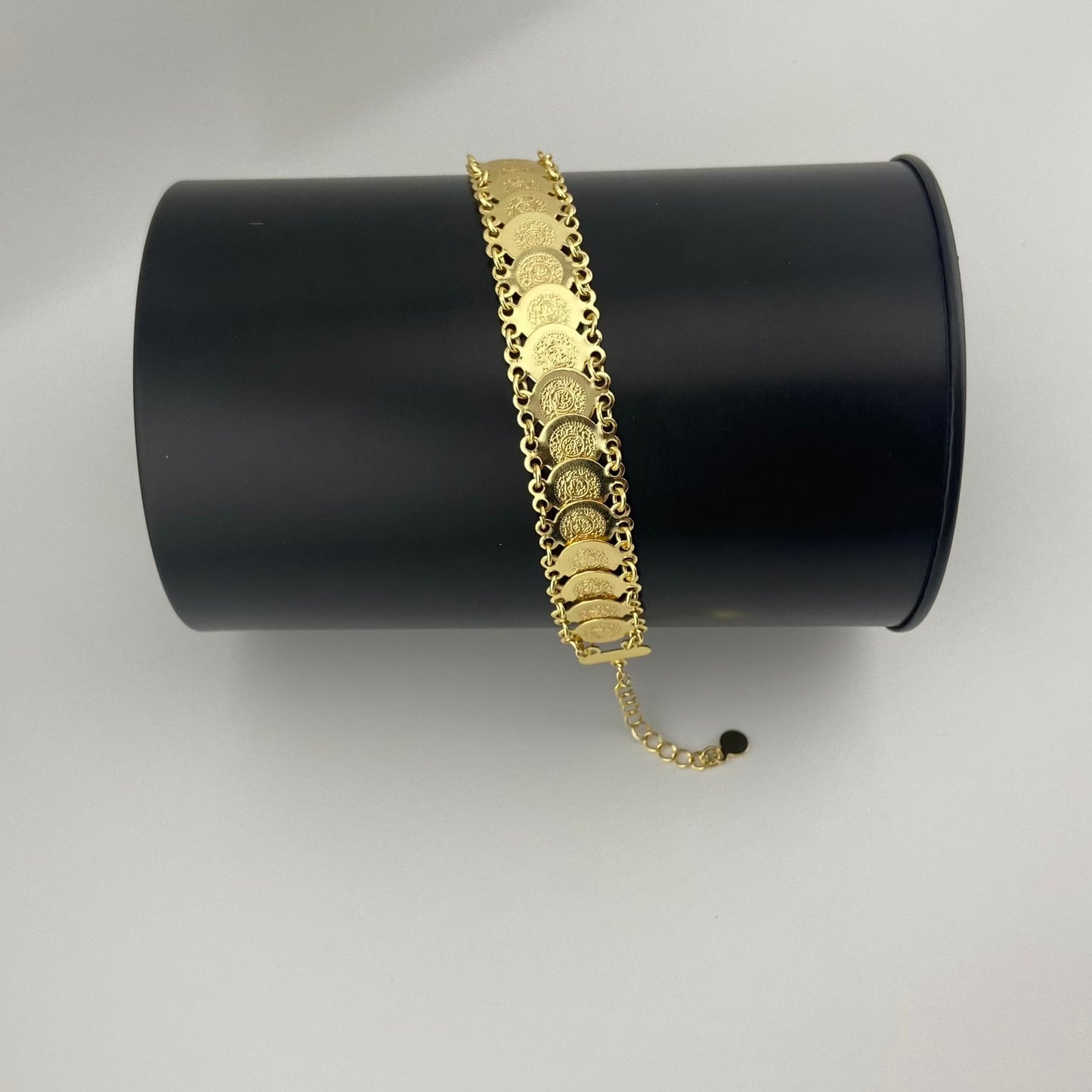 Layan - Single Layered Gold Coin Bracelet