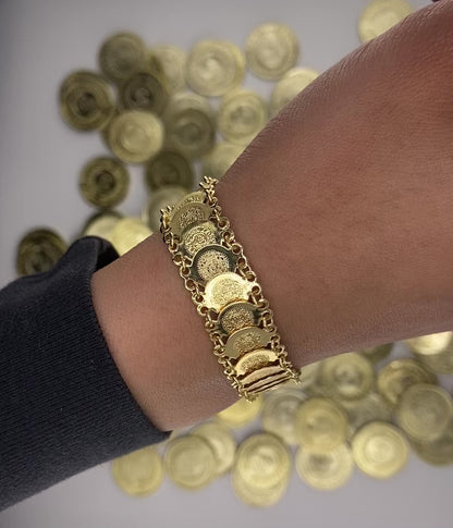 Layan - Single Layered Gold Coin Bracelet