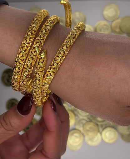 Arwa - 1 Bangle